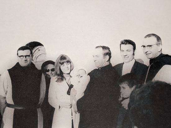 N146 Mercury baptême du premier enfant de la famille Daix dont l'Abbé Garin est le parrain