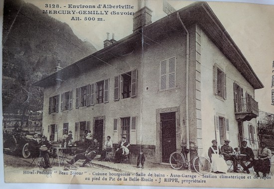 N152 Mercury Hôtel  pension "Chez Rippe " le beau séjour cuisine bourgeoise .salle de bains .auto garage .station climatique