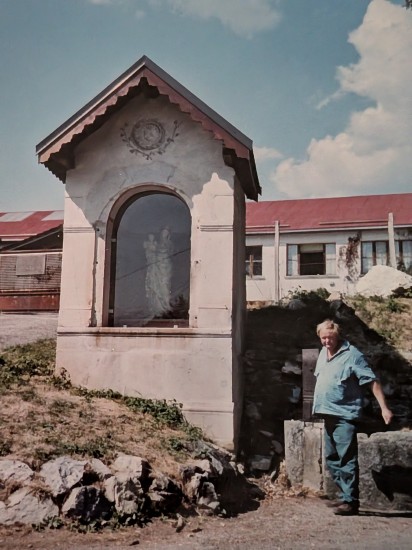 N160 Tamié La Vierge en compagnie de Jean Luc