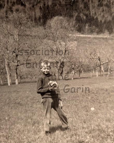 N178 Tamié JL Symons  avec un jolie bouquet de fleurs 1965